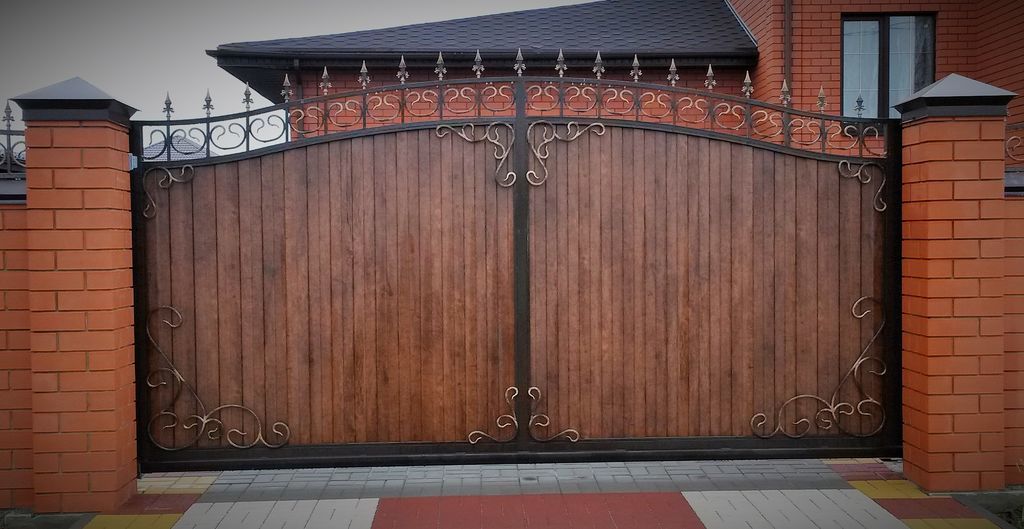 Купить простые ворота для дома: советы по выбору, установке и уходу в Шелехове от 33786 руб | ВоротМастер-Шлх